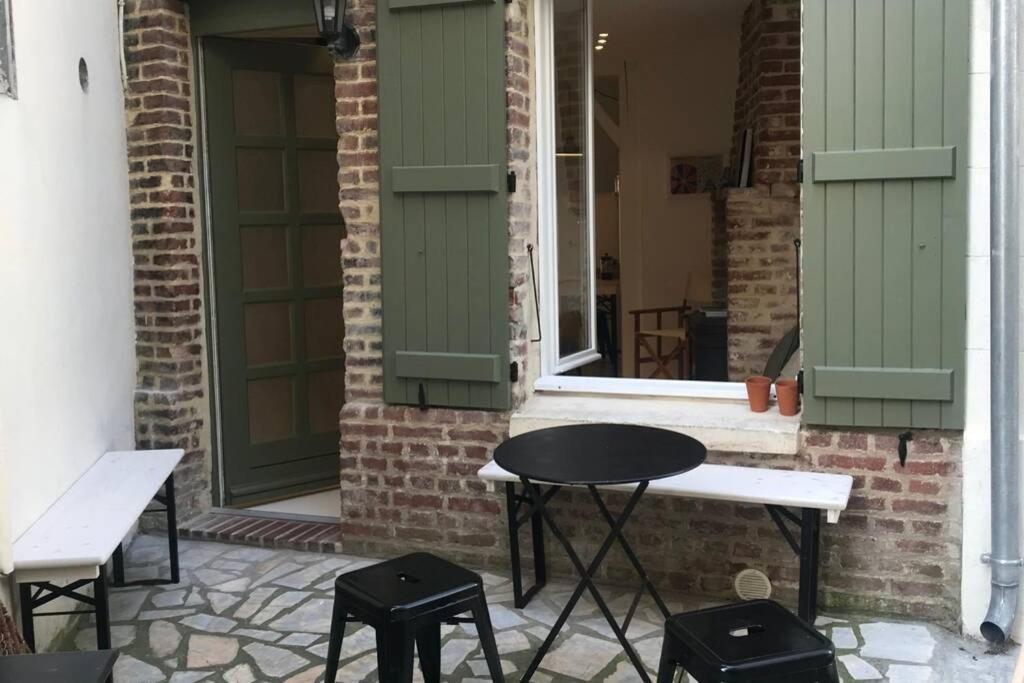 Charmante Maison De Pecheur Au Coeur De Trouville Bagian luar foto