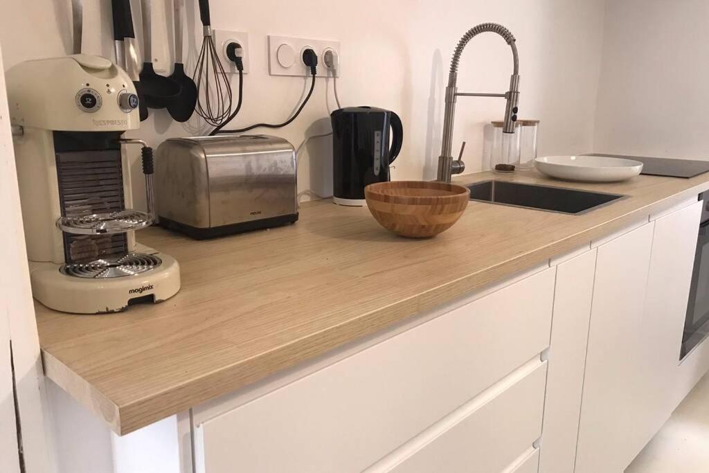 Charmante Maison De Pecheur Au Coeur De Trouville Bagian luar foto