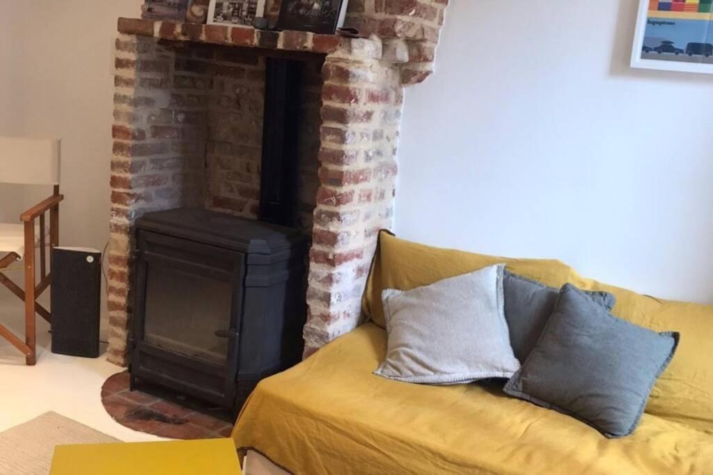 Charmante Maison De Pecheur Au Coeur De Trouville Bagian luar foto